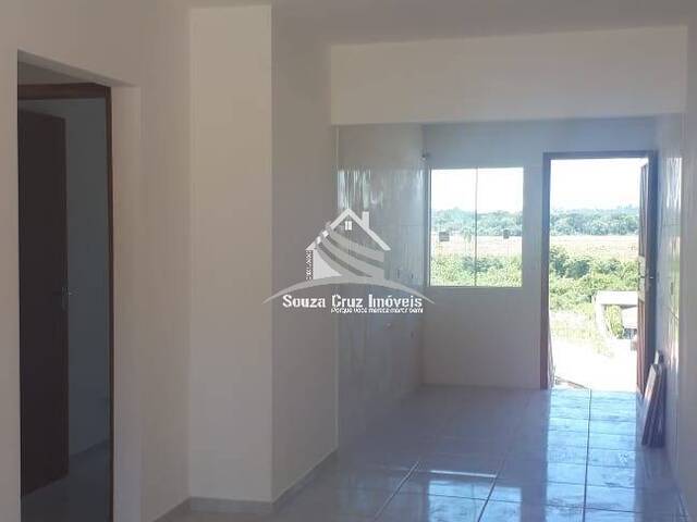 Casa para Venda em Colombo - 5