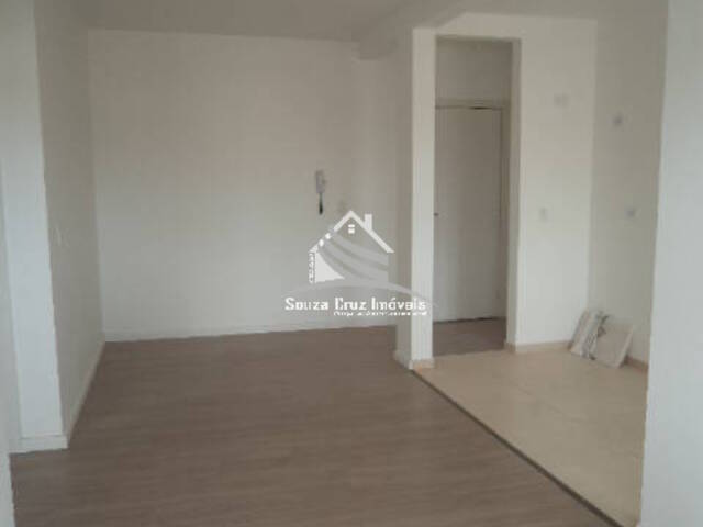 Apartamento para Venda em Colombo - 5