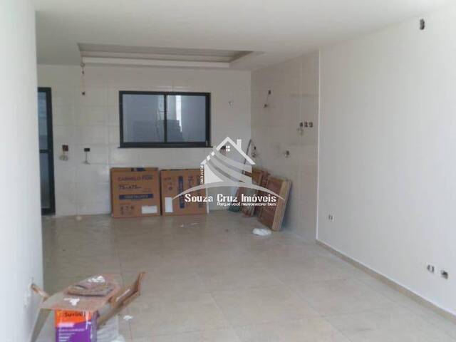 Sobrado para Lançamento em Curitiba - 4