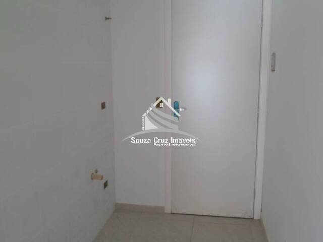 Casa para Venda em Colombo - 4