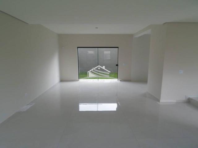 Sobrado para Venda em Colombo - 4