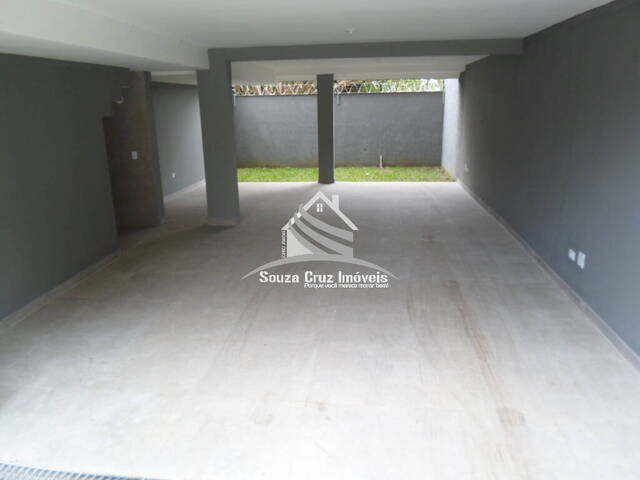 Sobrado para Venda em Curitiba - 3