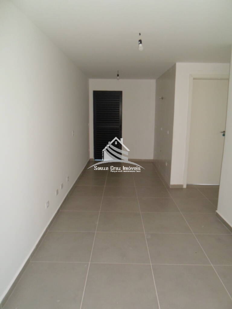 Apartamento à venda com 2 quartos, 67m² - Foto 13