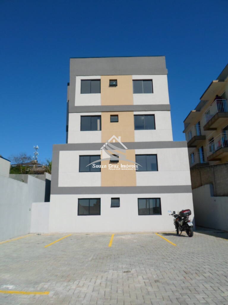 Apartamento à venda com 2 quartos, 67m² - Foto 2