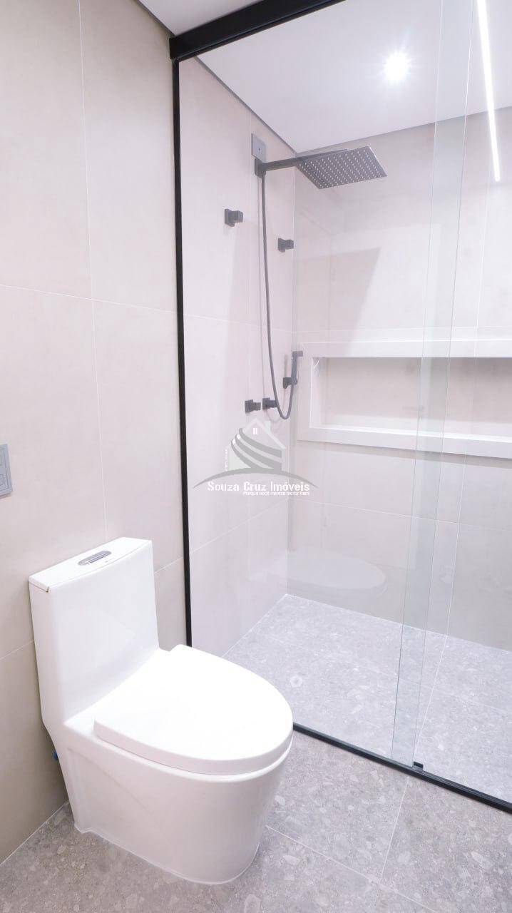 Casa à venda com 4 quartos, 190m² - Foto 10