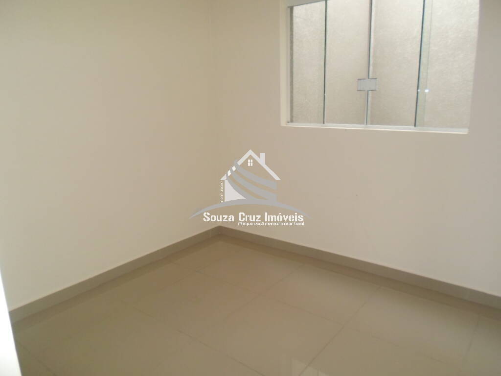 Casa à venda com 2 quartos, 75m² - Foto 17