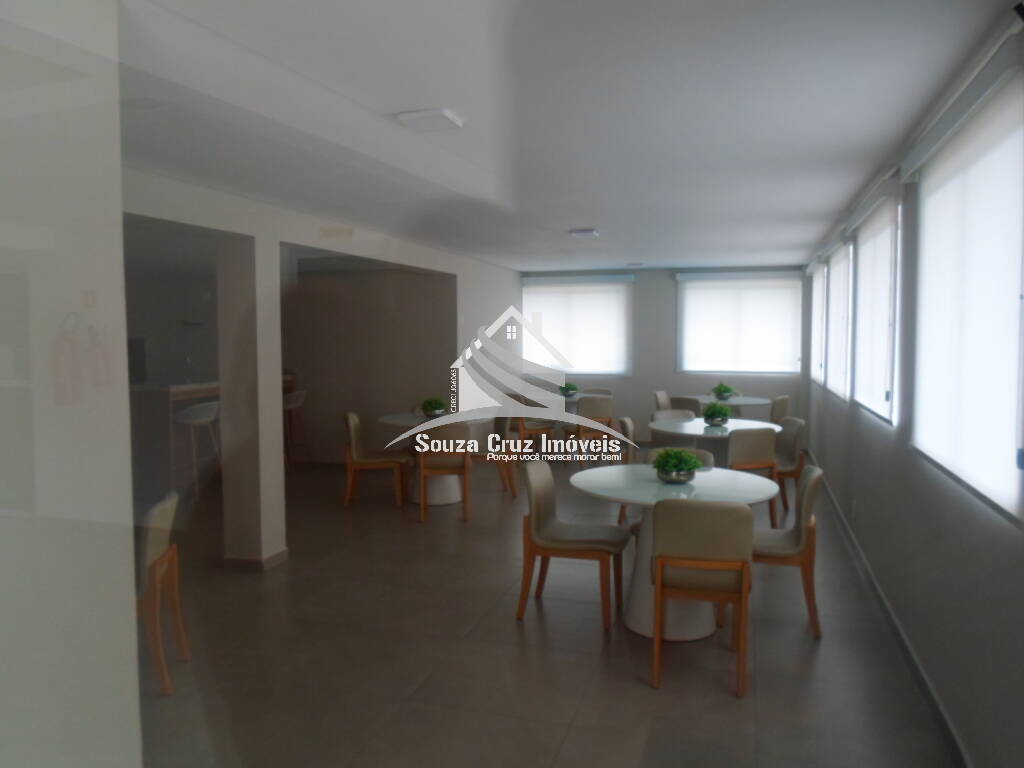 Apartamento à venda com 2 quartos, 40m² - Foto 35