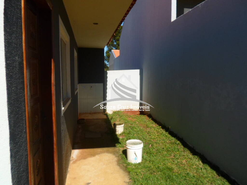 Casa à venda com 2 quartos, 50m² - Foto 8