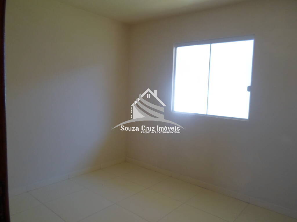 Casa à venda com 2 quartos, 50m² - Foto 18