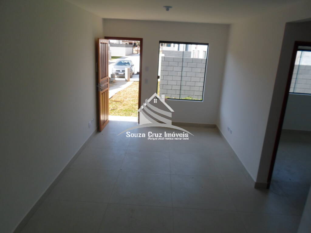 Casa à venda com 2 quartos, 50m² - Foto 17