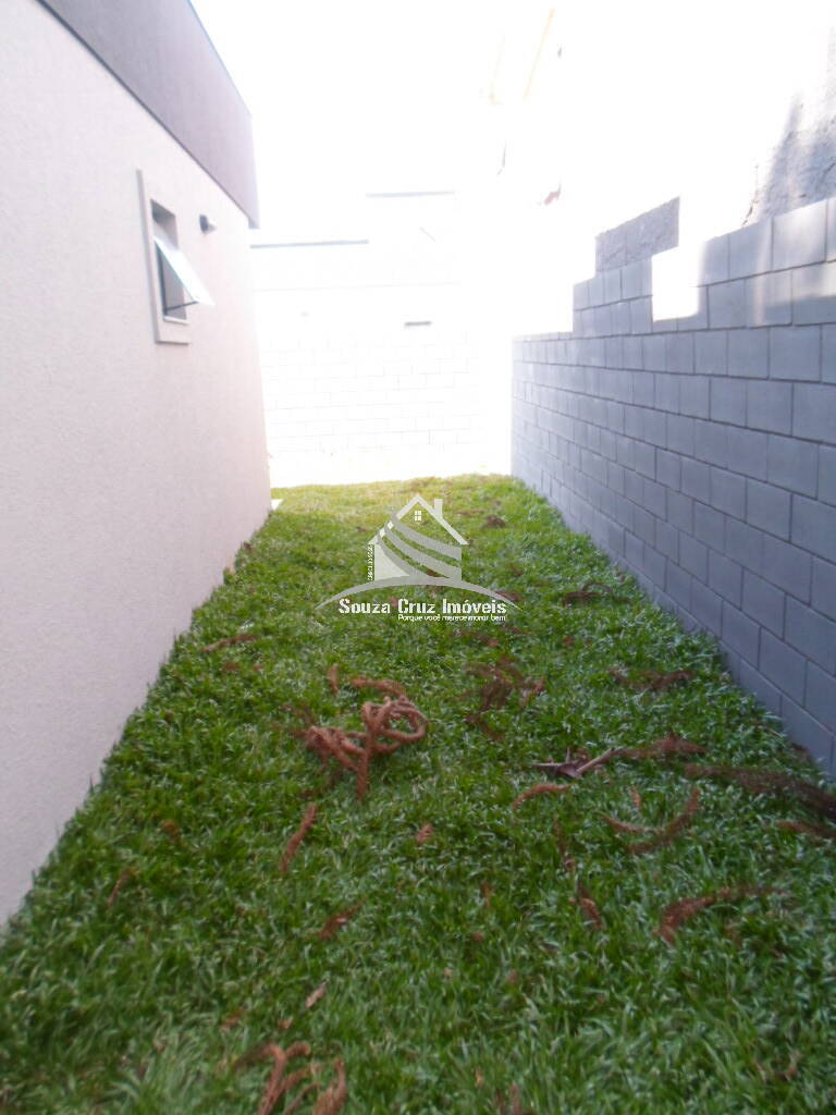 Casa à venda com 2 quartos, 50m² - Foto 27