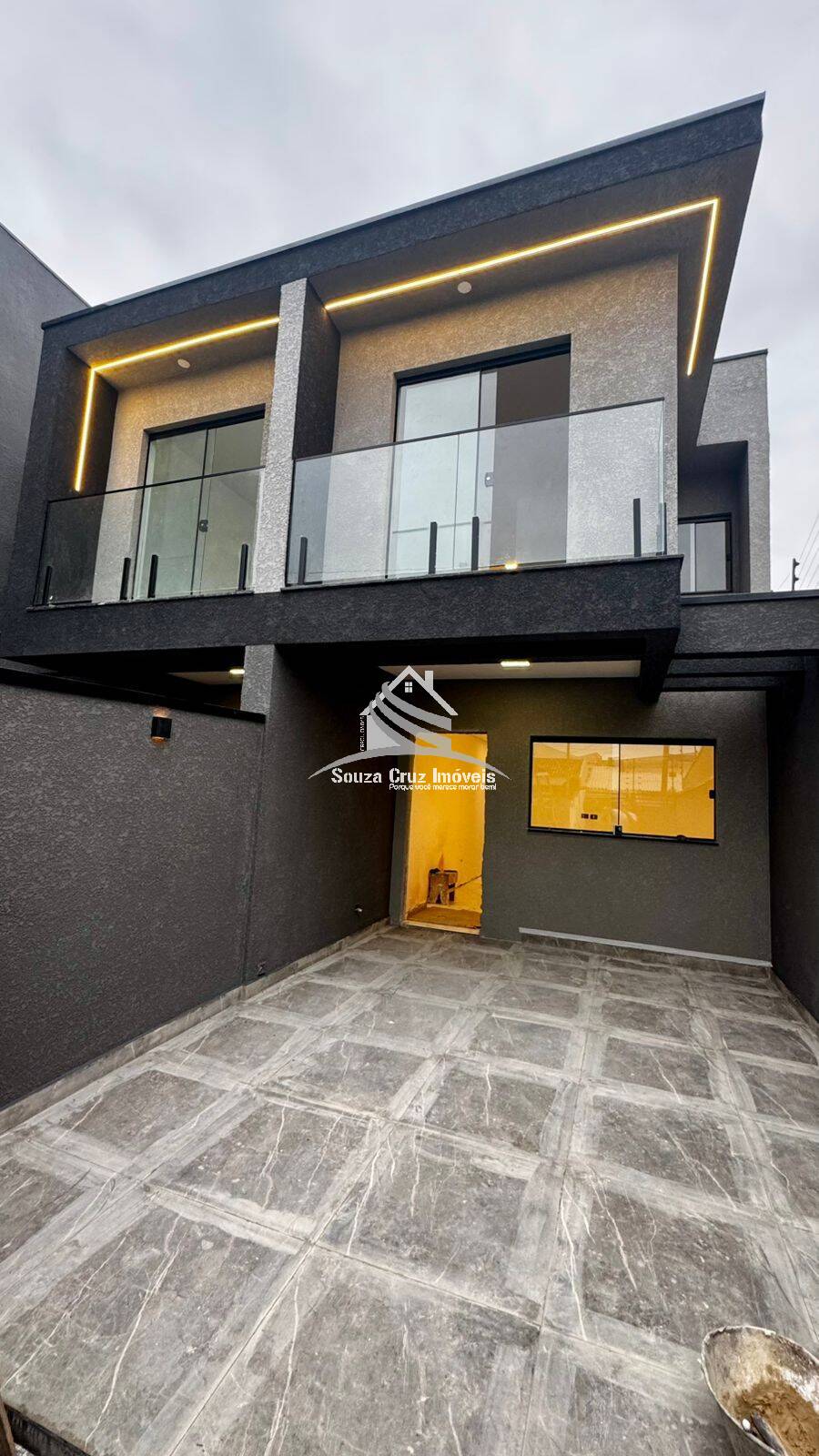 Sobrado à venda com 3 quartos, 88m² - Foto 1