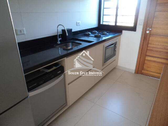 Casa à venda com 3 quartos, 209m² - Foto 13
