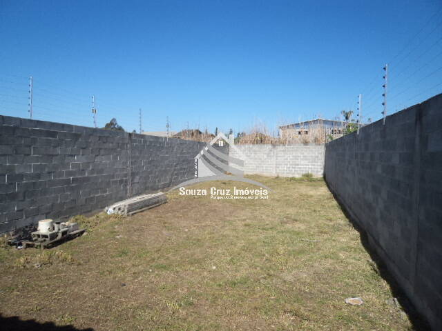 Casa à venda com 3 quartos, 209m² - Foto 3